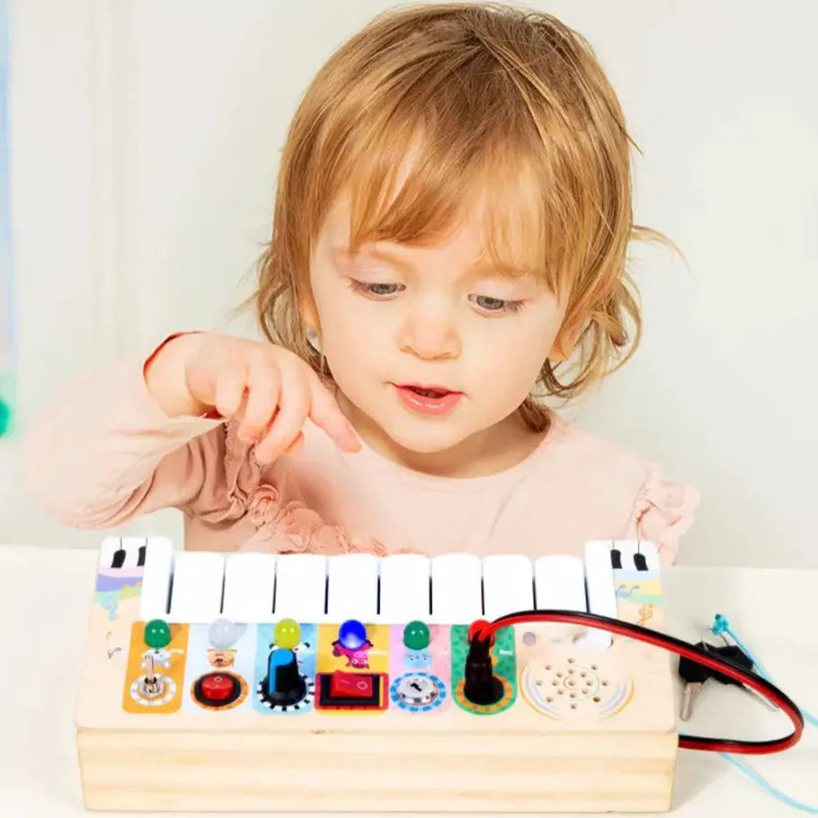 Ahşap Işıklı Piyano Hayvan Sesleri Montessori Atölyesi